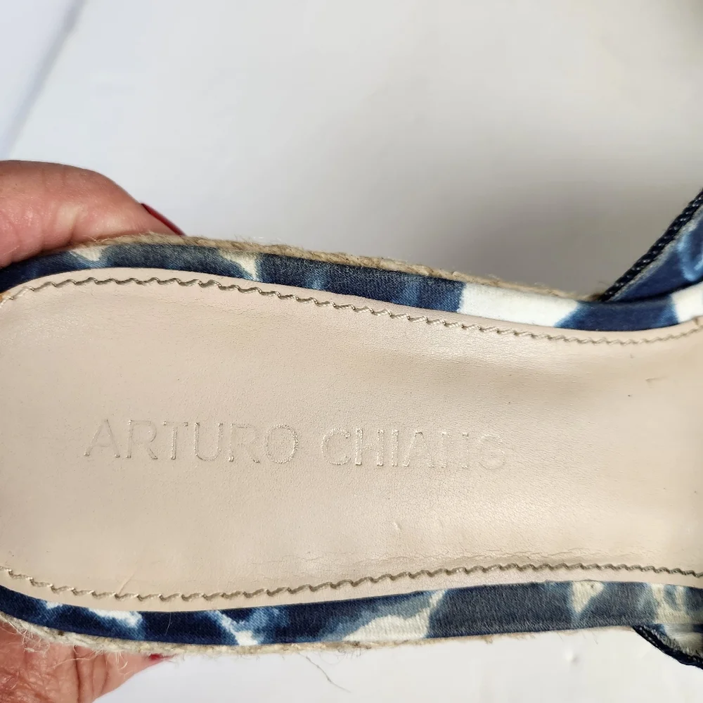 Arturo Chiang Blue Denim Espadrille Wedge Sandals Size 9B